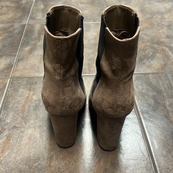 Guess Suede Booties - Picture 4 of 8